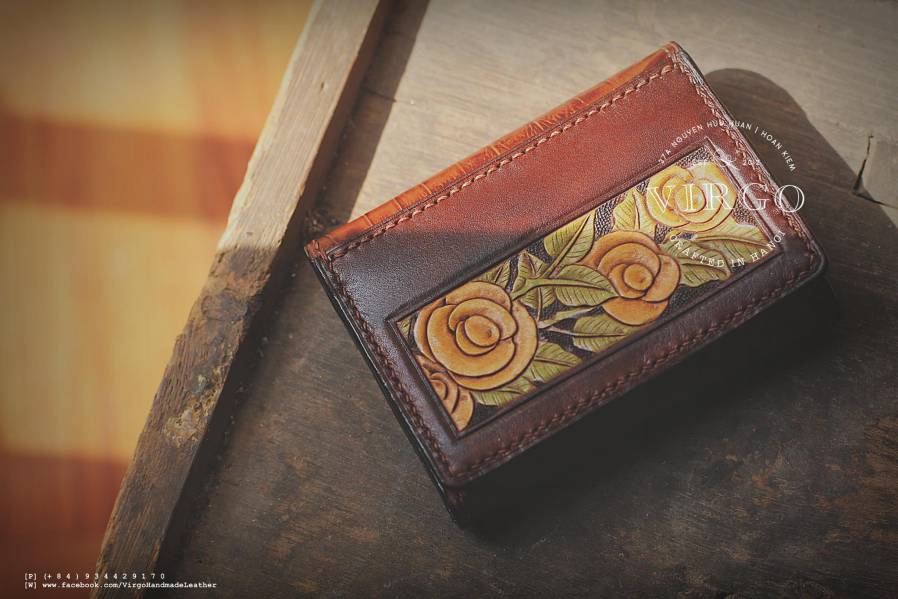 Floral Hand Carved Short Wallet