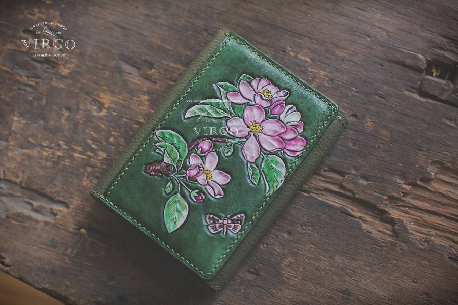 Blossom Hand Carved Short Coin Wallet